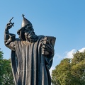 Statut Grgur Ninski, Split (2).jpg