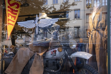 Vitrines62